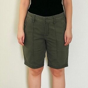 CJ Banks Womens 18W Olive Green Bermuda Shorts Plus Comfort Waist Stretch Casual